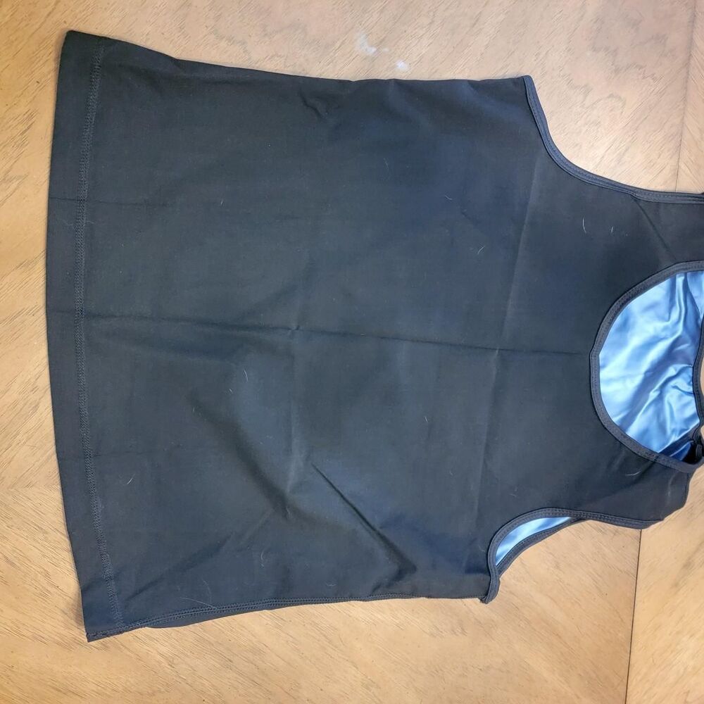 Hot-topic Men's Black and Navy Vest